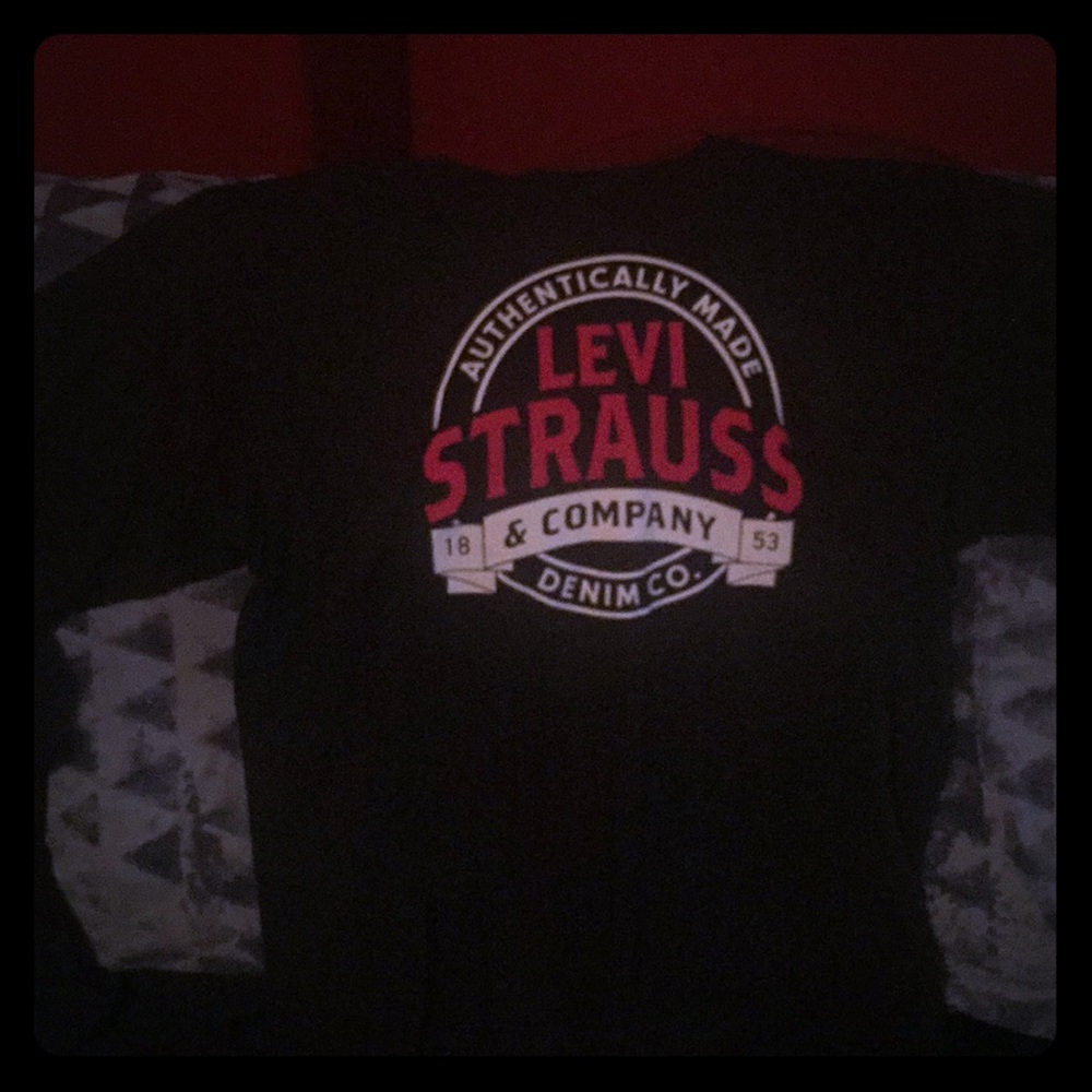 Black Levi Strauss long sleeve